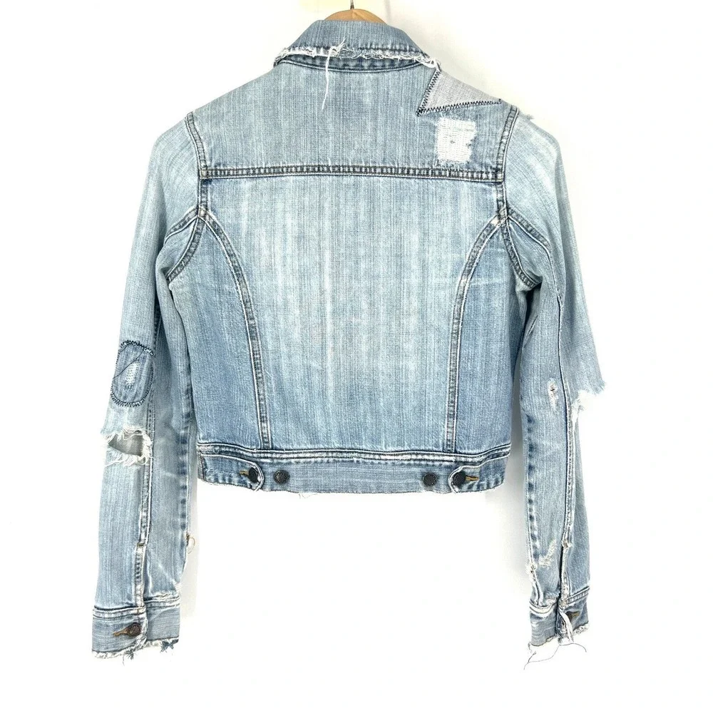 Roxy Crop Jean Jacket Womens Size M Blue Cotton Denim Distressed‎ Light Vtg Wash